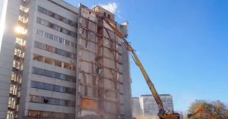Демонтаж многоэтажного дома Кондопога, цена от 3705 руб.